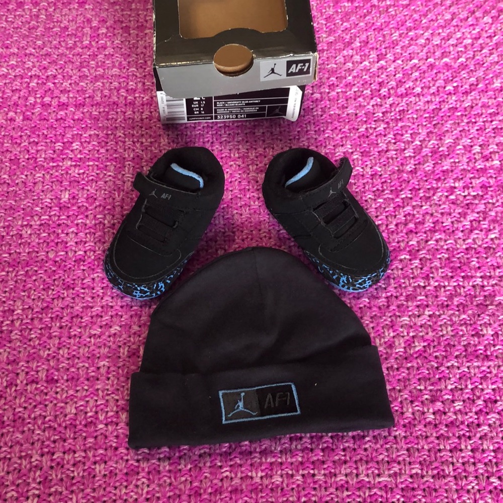 Jordan af-1 (Air Force 1) size 2c with hat